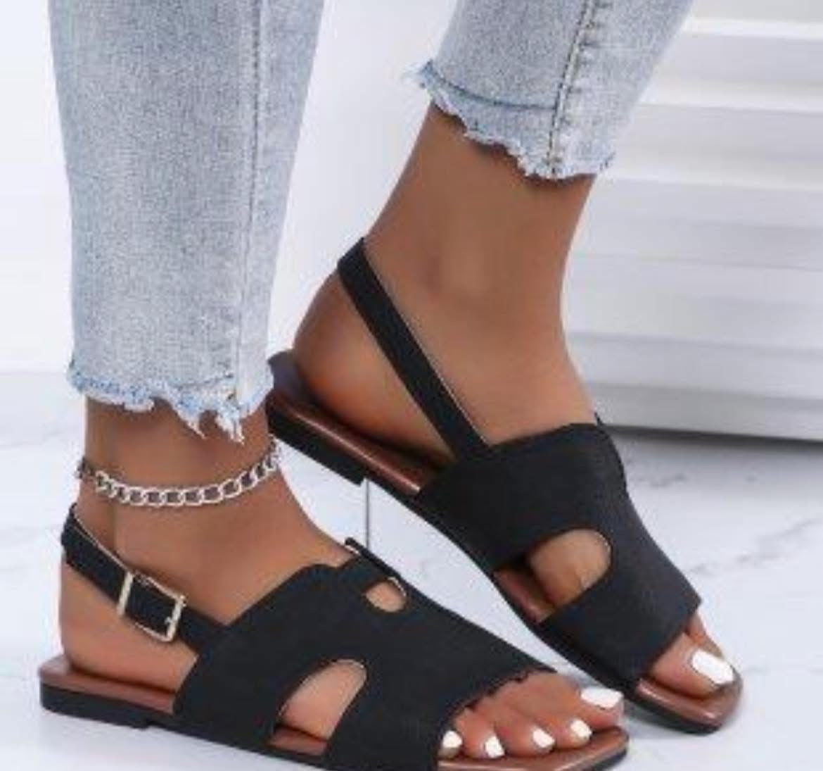 Macy ankle sandal