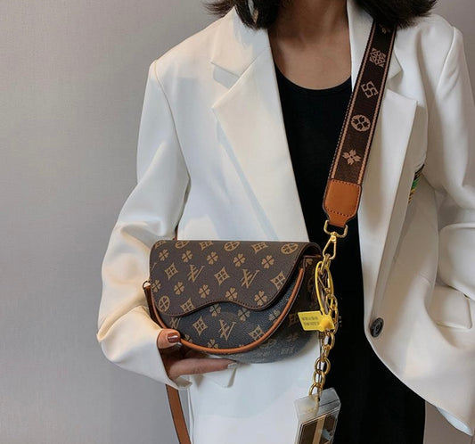 Carly Shoulder Bag